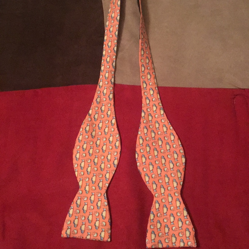 Fish Taco Bow tie
